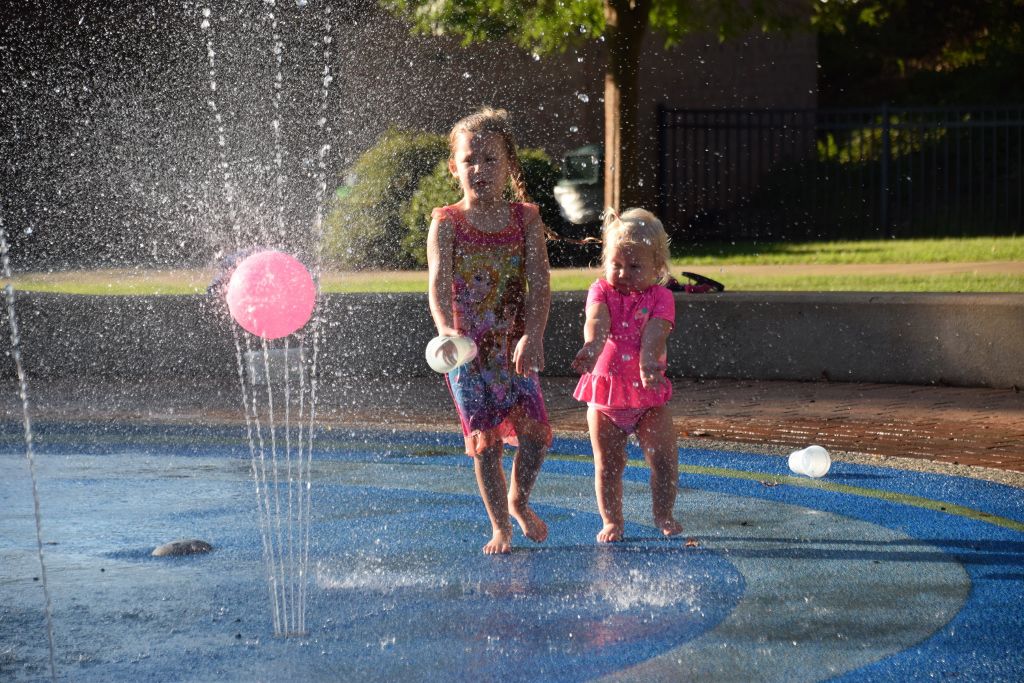flowers and marthas fountain8-19 024 (1024x683).jpg